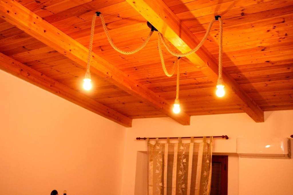 A Rizzilla Guest House ニコーテラ エクステリア 写真